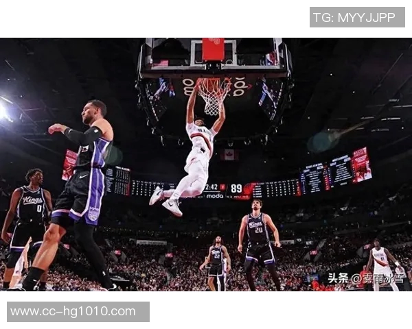 美媒称杨瀚森逐渐融入球队与夏普默契如开拓者的申京与阿门 美媒称杨瀚森逐渐融入球队与夏普默契如开拓者的申京与阿门