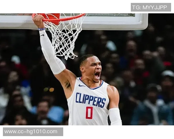 威少坚定信念每场比赛都全力以赴为球队展现拼搏精神 威少坚定信念每场比赛都全力以赴为球队展现拼搏精神